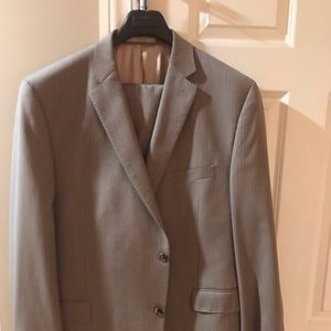 Men’s suit